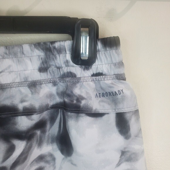 Adidas xray pacer Aeroready shorts small - Picture 5 of 8